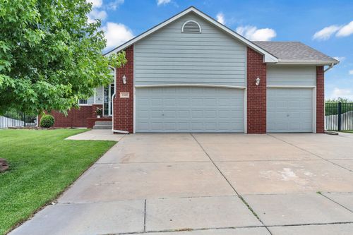1509 S Shiloh Ct., Wichita, KS, 67207 | Card Image