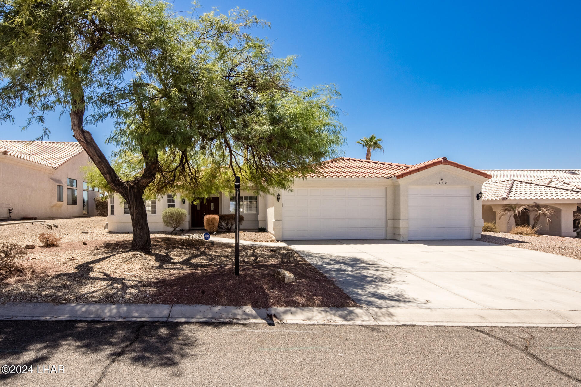 Frederick Ln, Lake Havasu City, AZ 86404