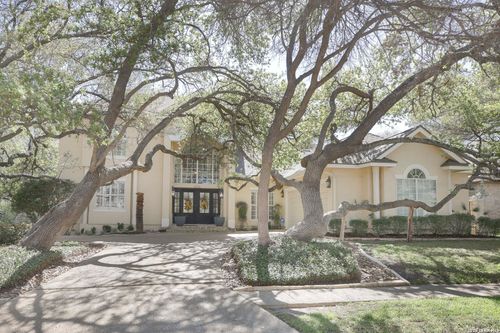 2230 Blackoak Bnd, San Antonio, TX, 78248-2310 | Card Image