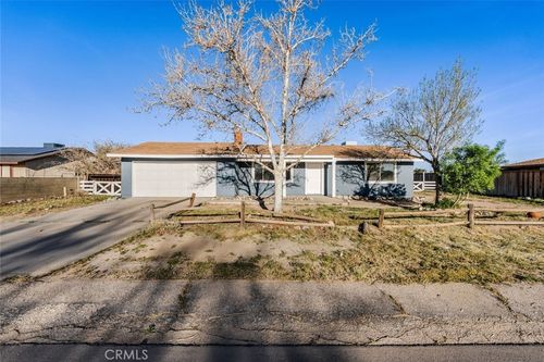 40974 156th St E, Lake Los Angeles, CA, 93535-7038 | Card Image