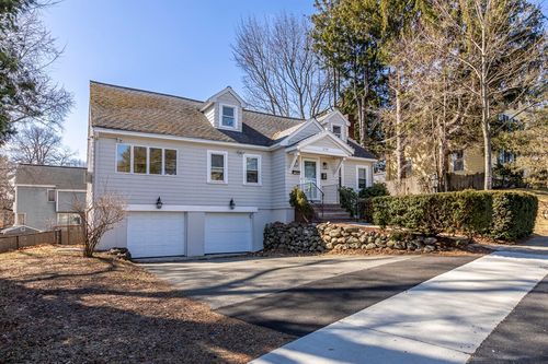 sf-270 Cross St., Winchester, MA, 01890 | Card Image