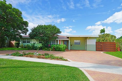 1001 Se 5th Ave, Pompano Beach, FL, 33060-8154 | Card Image