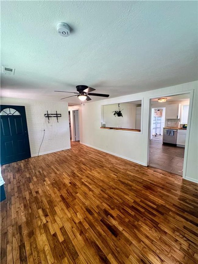 908 N 8 Th St, House other with 3 bedrooms, 1 bathrooms and null parking in Lansing KS | Image 9