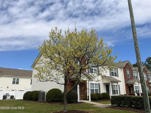 a-4263 Dudleys Grant Dr, Winterville, NC, 28590-7967 | Card Image