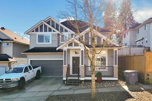 16528 59a Ave, Surrey, BC, V3S4N9 | Card Image