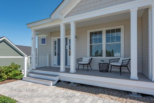 46-58 Cliffside Dr, Auburn, NH, 03032-3227 | Card Image
