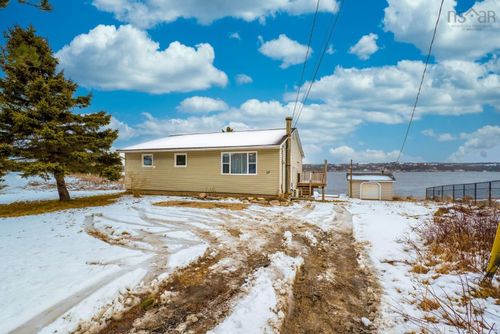 27 Back Lane, Terence Bay, NS, B3T1Y3 | Card Image