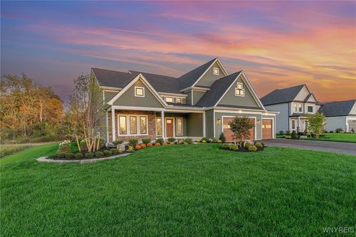 5211 Kandefer'S Trail, Clarence, NY, 14221 | Card Image