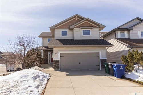 147 Martin Cres, Saskatoon, SK, S7T0A7 | Card Image