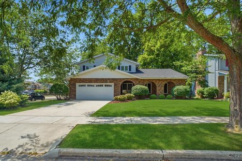 1482 37th Avenue, KENOSHA, WI, 53144 | Card Image