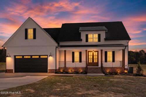 6415 Radio Tower Rd, Wilson, NC, 27893-7716 | Card Image