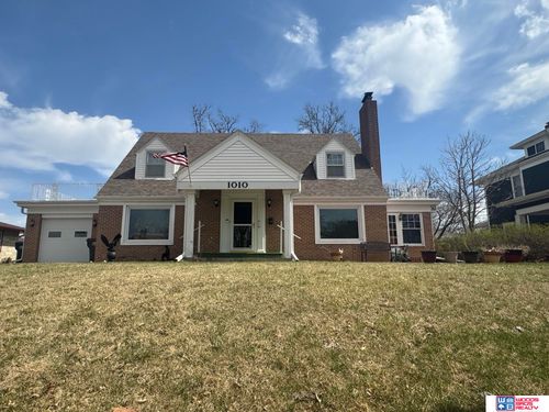 1010 N 11th St, Beatrice, NE, 68310-2410 | Card Image