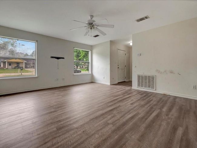 104 Kansas St, House other with 4 bedrooms, 4 bathrooms and null parking in Huntington TX | Image 7