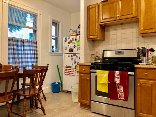 1-104 Pine St, Cambridge, MA, 02139-2722 | Card Image