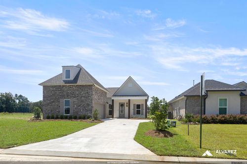 26572 Vanissa Dr, Denham Springs, LA, 70726-6382 | Card Image