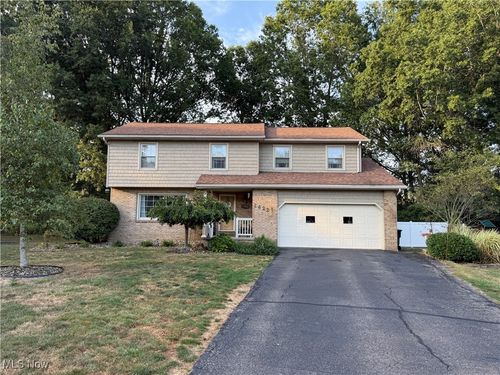 1422 Turnberry Dr, Boardman, OH, 44512-3839 | Card Image