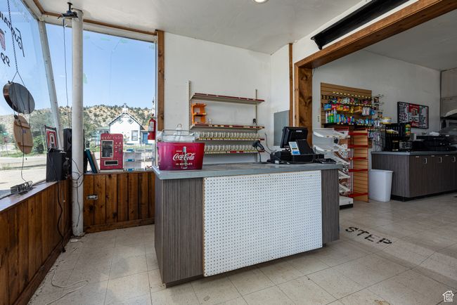 Front Counter | Image 14