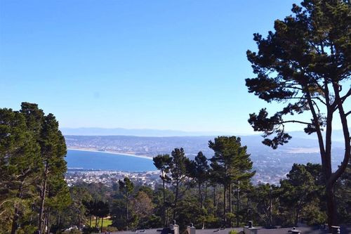 apt-30-70 Forest Ridge Rd, Monterey, CA, 93940-4128 | Card Image