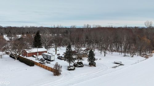 77000 Brown Rd, Bruce Twp, MI, 48065-2100 | Card Image