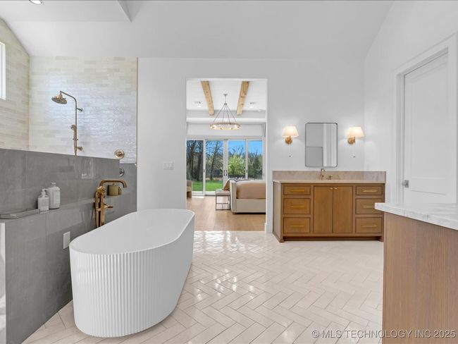 605 E Florence St, House other with 5 bedrooms, 5 bathrooms and null parking in Broken Arrow OK | Image 47