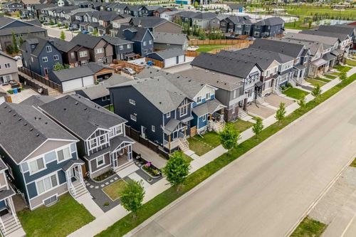 193 Union Ave Se, Calgary, AB, T3M3E8 | Card Image