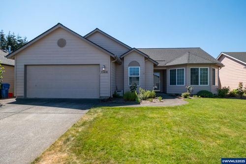 1566 El Segundo Av, Keizer, OR, 97303 | Card Image