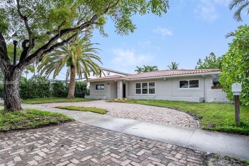 0-1710 Cleveland Rd, Miami Beach, FL, 33141-1721 | Card Image