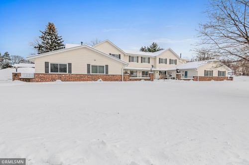 1645 Helmo Avenue N, Oakdale, MN, 55128 | Card Image