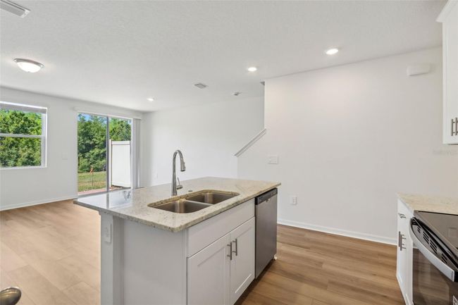 16419 Bird Of Paradise Ave, Townhouse with 3 bedrooms, 3 bathrooms and null parking in CLERMONT FL | Image 12