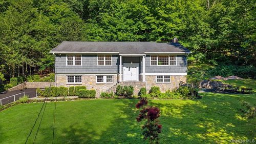 46 Bacon Hill Rd, Pleasantville, NY, 10570-3502 | Card Image