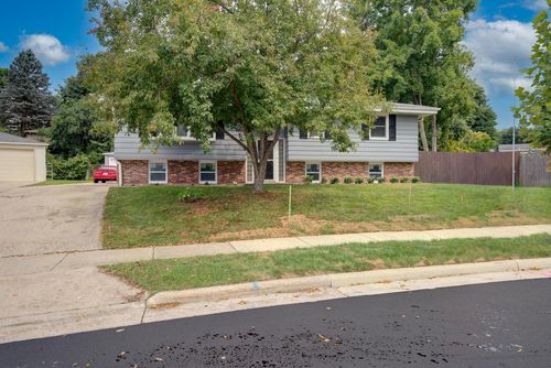 1954 Cascade Drive, Waukesha, WI, 53188 | Card Image