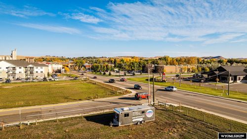 402 Phoenix Ave, Sheridan, WY, 82801-4452 | Card Image