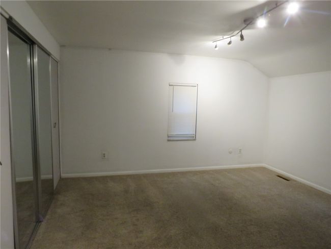 119 Snell Dr, House other with 5 bedrooms, 5 bathrooms and 2 parking in Coraopolis PA | Image 17