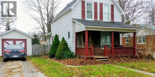 520 Alder St E, Dunnville, ON, N1A1E6 | Card Image