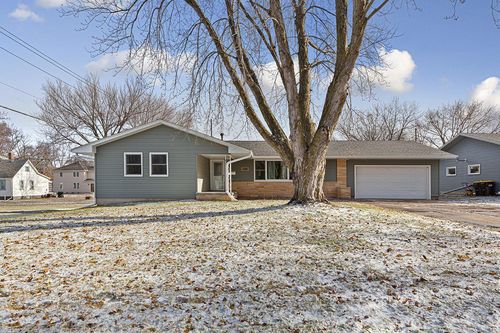 216 Abbot Avenue Sw, Madelia, MN, 56062 | Card Image