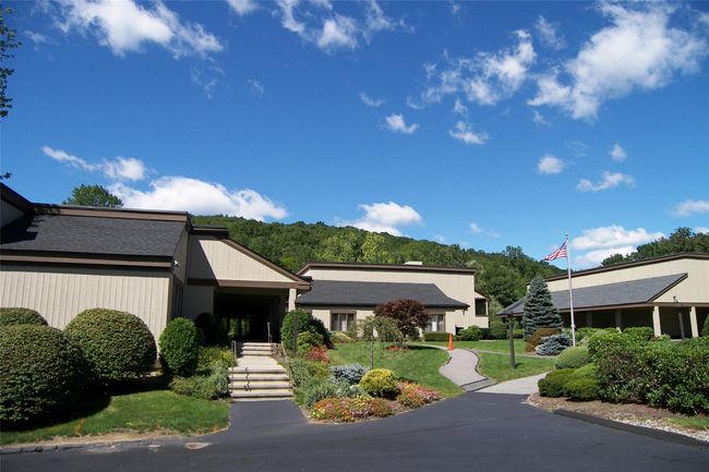Heritage Hills Activity Center | Image 10