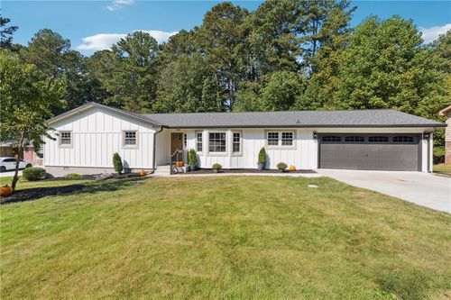 110 Jayne Ellen Ct, Alpharetta, GA, 30009-2310 | Card Image