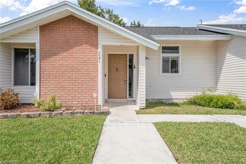 5581 Longleaf Dr, NORTH FORT MYERS, FL, 33917-3468 | Card Image
