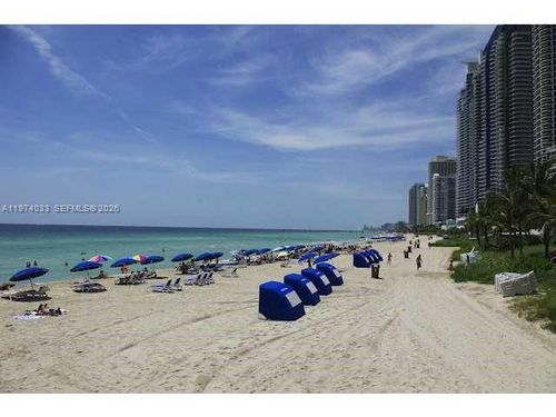 1704-17375 Collins Ave, Sunny Isles Beach, FL, 33160-3410 | Card Image