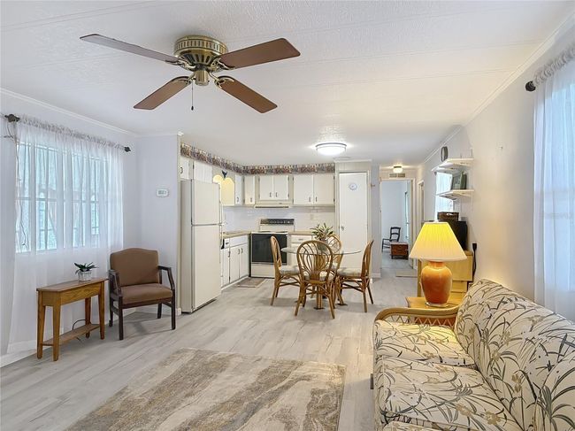 804 Swallow Ln, House other with 2 bedrooms, 2 bathrooms and null parking in OSTEEN FL | Image 8