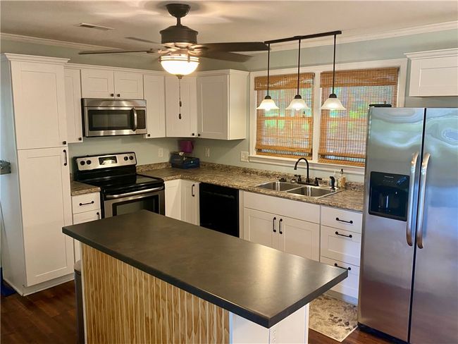 7 Carlisle Dr, House other with 3 bedrooms, 2 bathrooms and null parking in Honea Path SC | Image 4