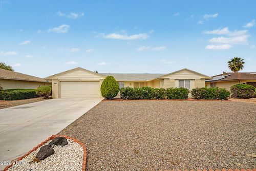 9726 W Hutton Dr, Sun City, AZ, 85351-1442 | Card Image