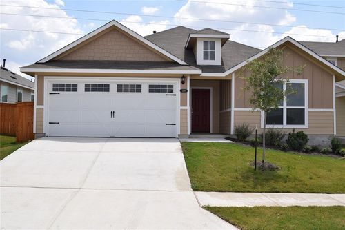 208 Shugart St, San Marcos, TX, 78666-5795 | Card Image