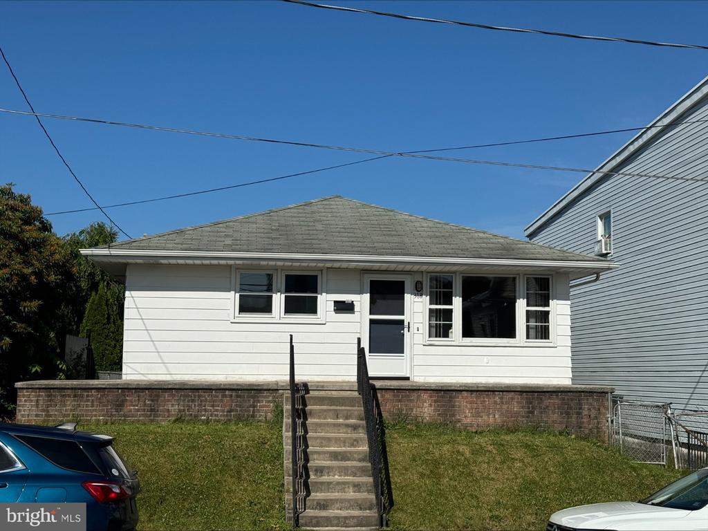 Balliet St, Frackville, PA 17931