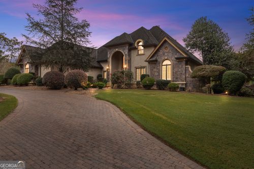 450 Rome Beauty Ln, Clarkesville, GA, 30523-8402 | Card Image