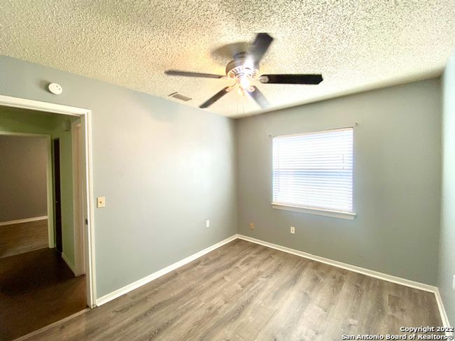 10348 Flatland Trl, House other with 3 bedrooms, 2 bathrooms and null parking in Converse TX | Image 11