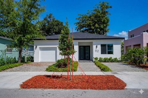 112 24th Ct, Miami, FL, 33125-5232 | Card Image