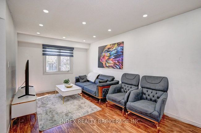 30 Maxwell Dr, House other with 4 bedrooms, 3 bathrooms and 4 parking in Kitchener ON | Image 9