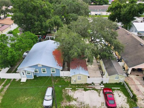 8413 N Hamner Ave, TAMPA, FL, 33604-1283 | Card Image