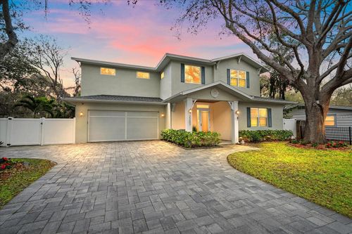 2207 Wisteria St, Sarasota, FL, 34239-3936 | Card Image